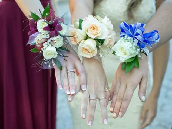 Read more about the article The Timeless Beauty of Corsages