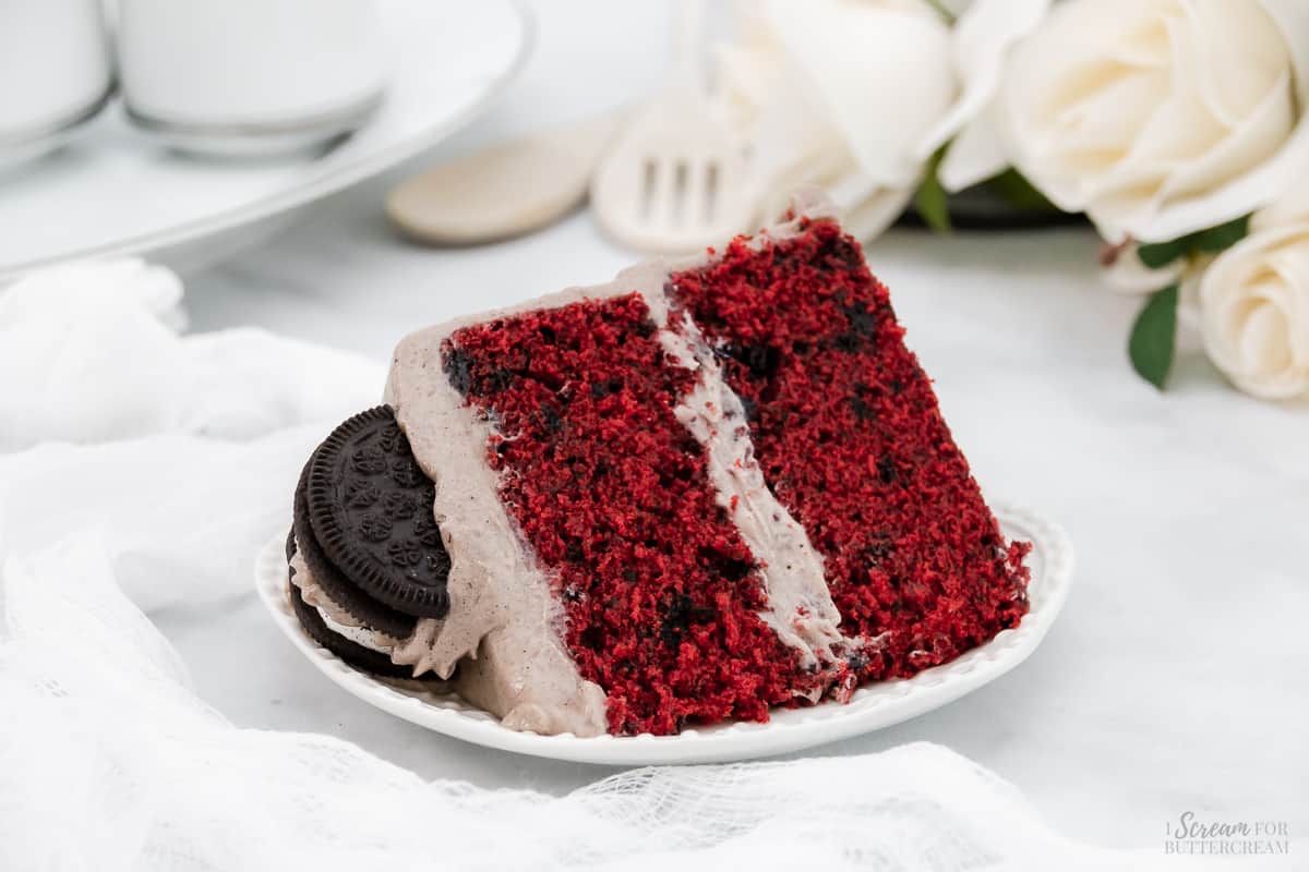 Read more about the article Red Velvet Oreos, A Delicious Twist on a Classic Favorite