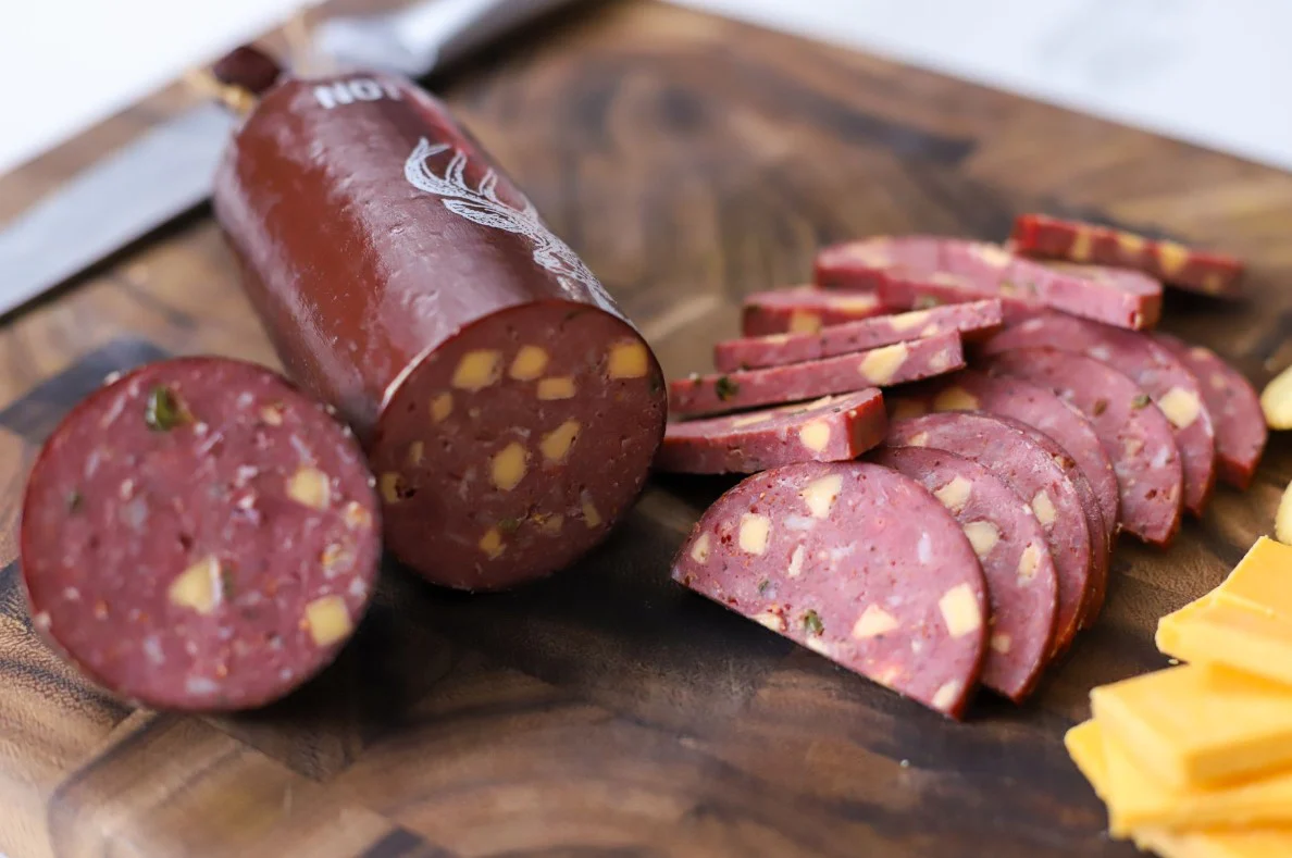 Read more about the article Delicious Summer Sausage for Every Occasion